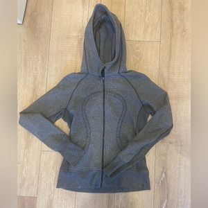 Gray Lululemon Scuba